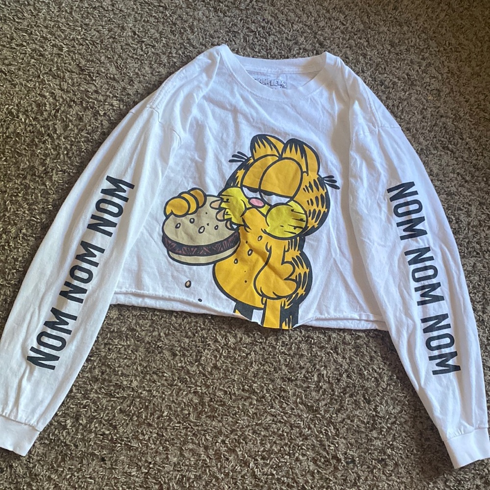 garfield crop long sleeve